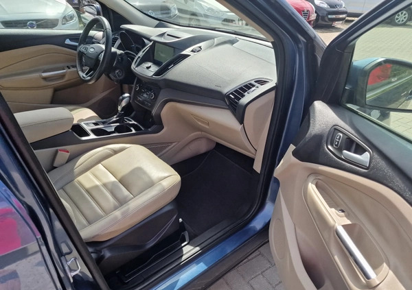 Ford Escape cena 69900 przebieg: 151000, rok produkcji 2018 z Giżycko małe 704
